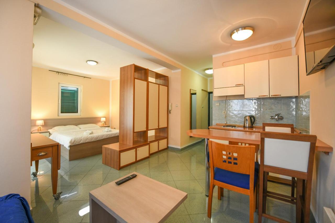 Jolly Apartments 布德瓦 外观 照片